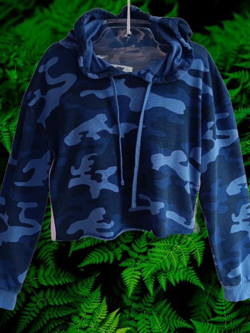 AMP Womens Crop Sweatshirt Hoodie French Terry Long Sleeves Camo Size M